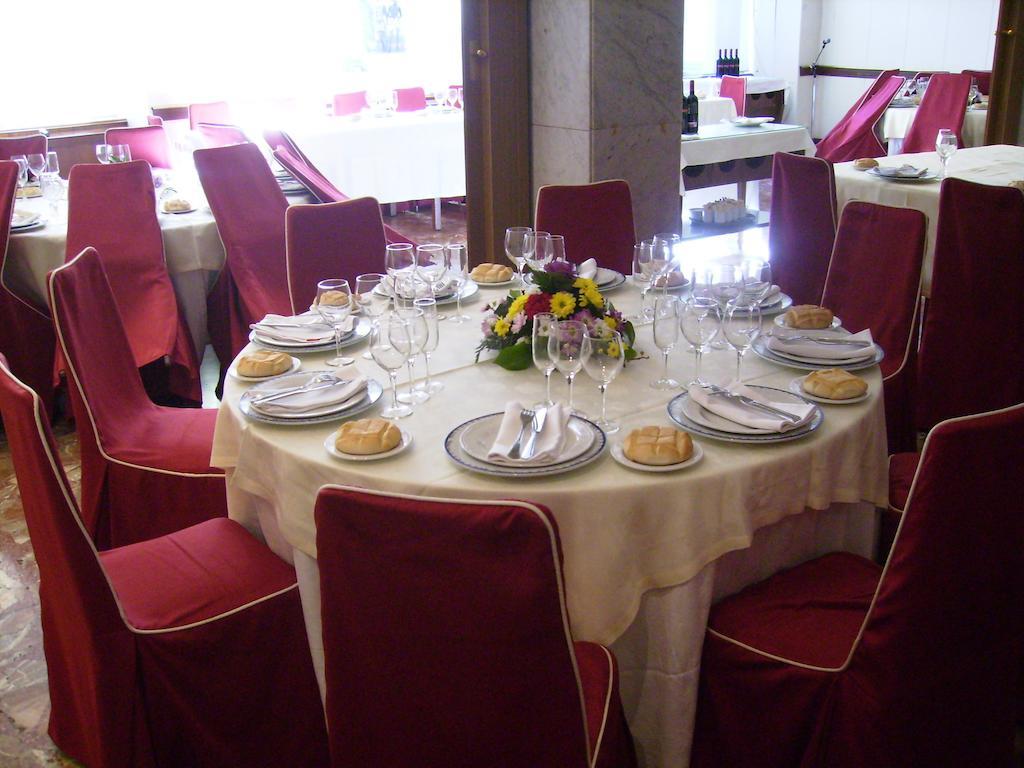 Hotel Roma Valladolid Luaran gambar