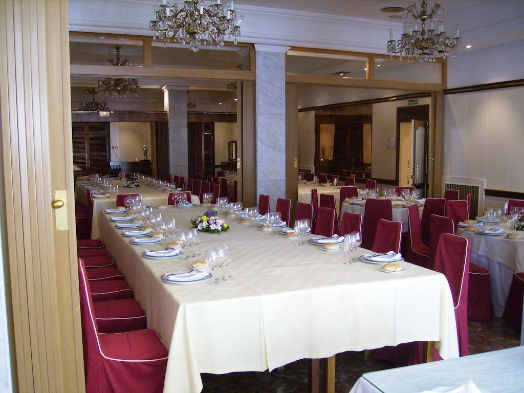 Hotel Roma Valladolid Luaran gambar