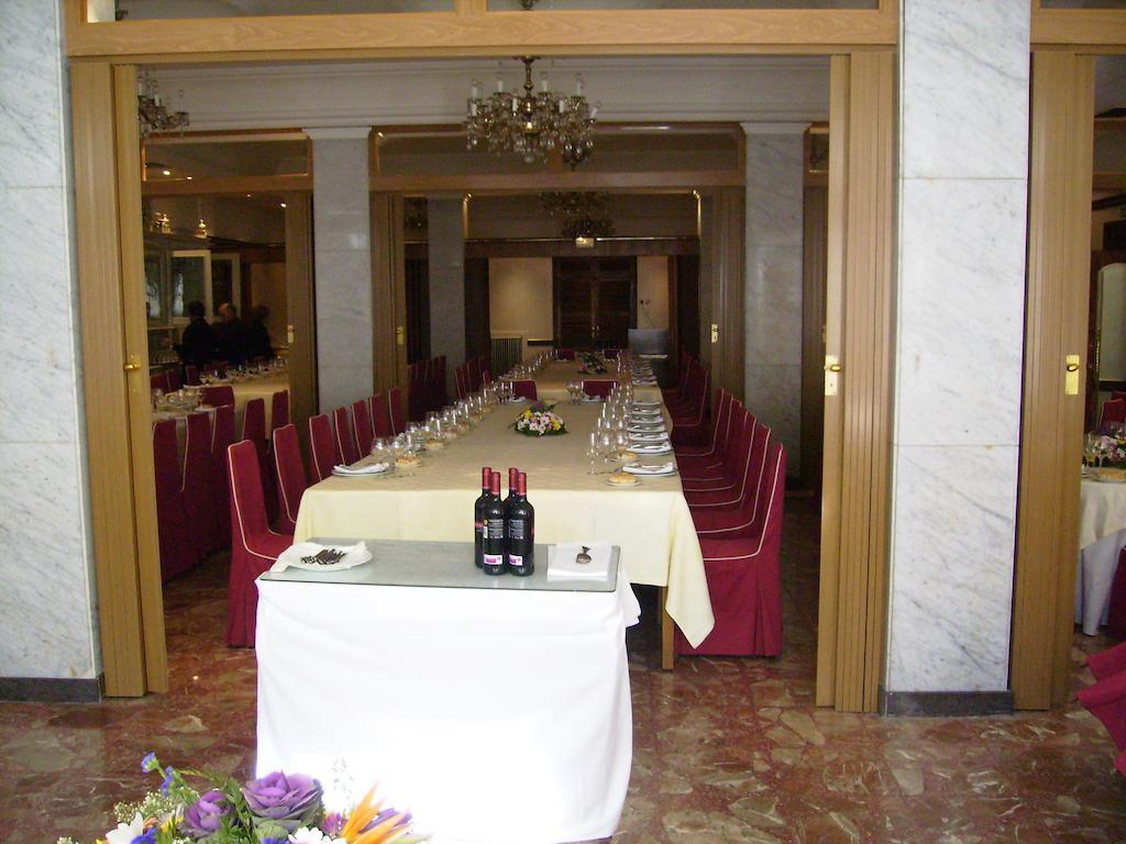 Hotel Roma Valladolid Luaran gambar