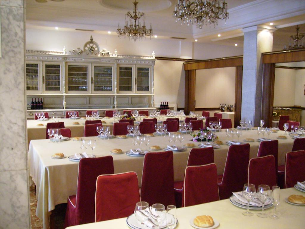 Hotel Roma Valladolid Luaran gambar